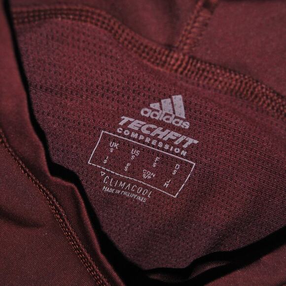 Adidas Compression Tech Fit Small Maroon Short Sleeve Shirt (NWT) - Picture 4 of 5